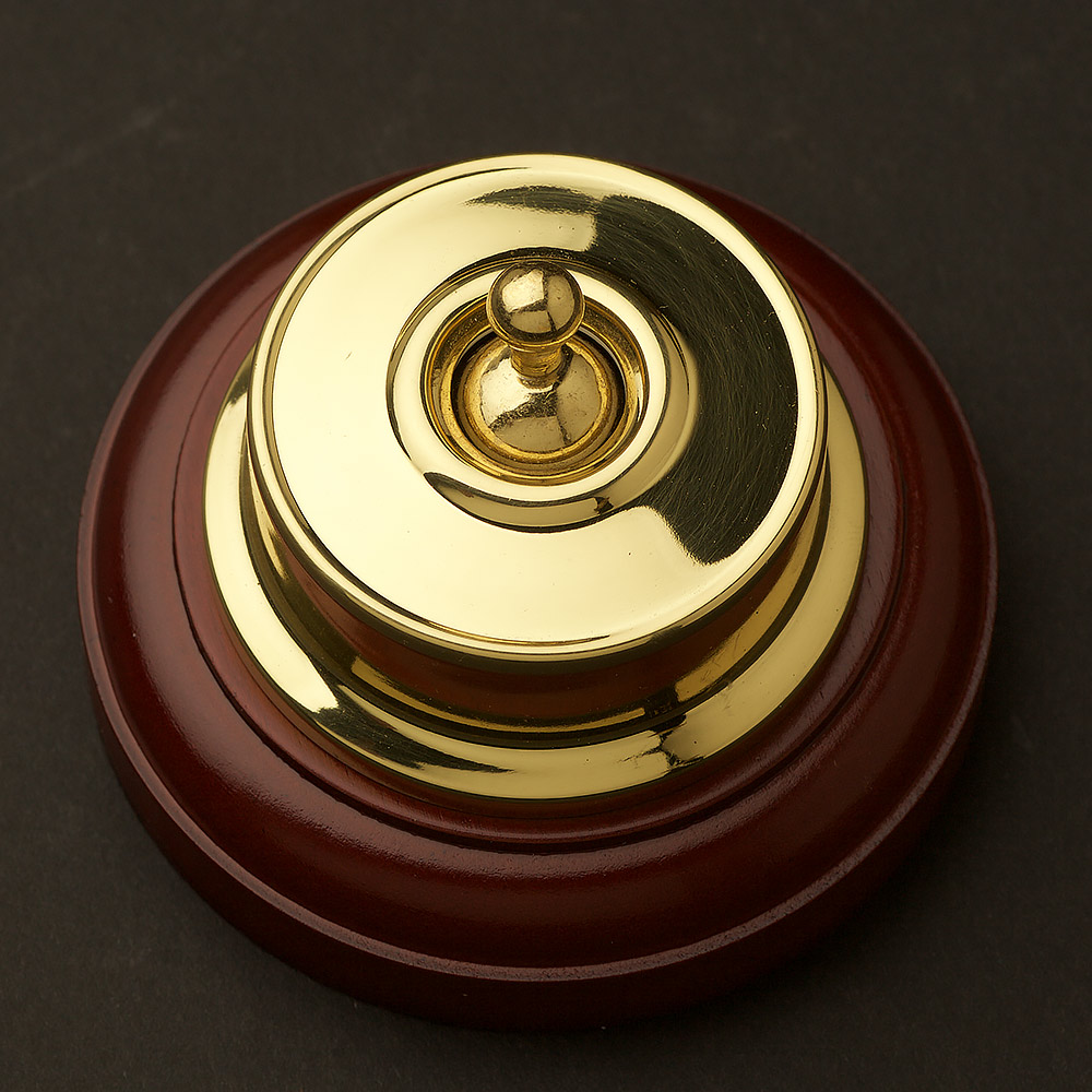 [Linked Image]